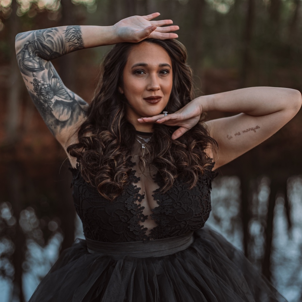 Meet your Posher, Posh